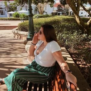 Meet your Posher, Natalie